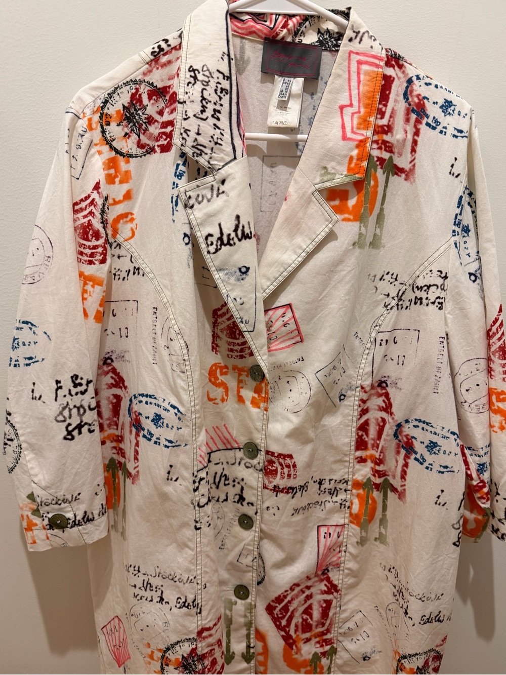 Vintage Women's White Printed longline Coat by German brand Sempre Piu by Chalou